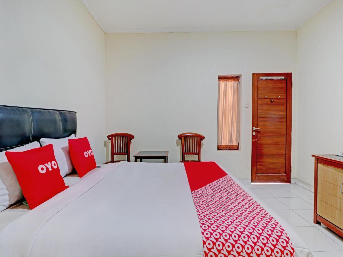 Capital O 90407 Wisma Bahtera Hotel Сиребон Екстериор снимка
